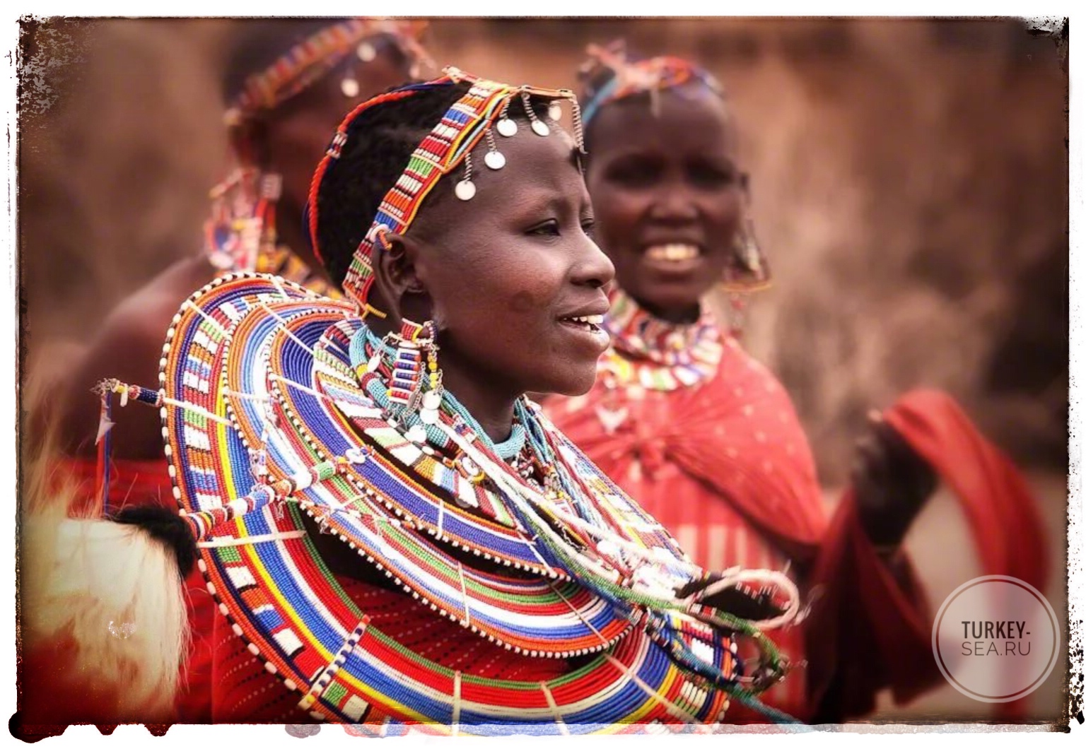 Этнические установки. Масаи племя в Африке. Кенийцы Масаи. Кения племя Масаи. Масаи народы Кении.